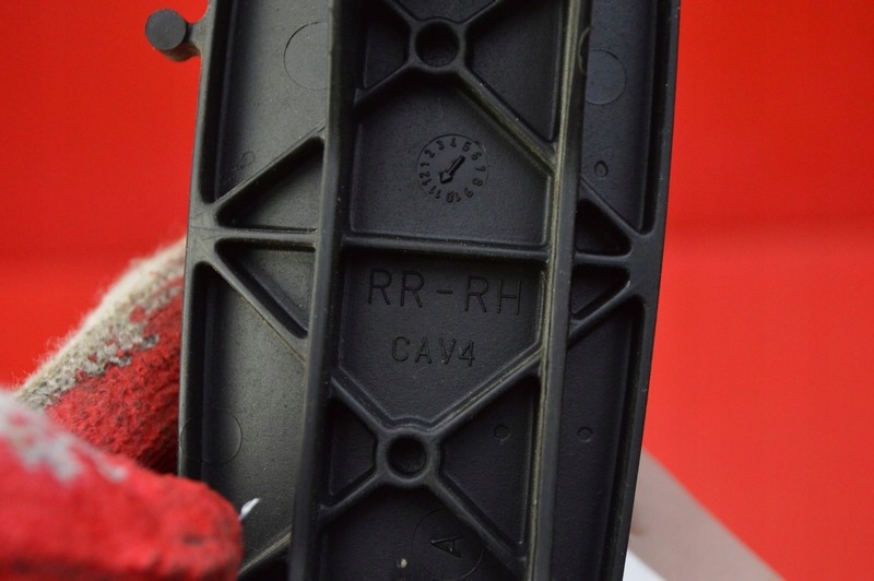 фото №9, Ручка правая задняя задняя белый 04894458ae chrysler pacifica 1 i 03-08