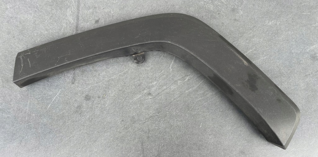 Купить Молдинг крыла toyota rav4 левая задняя