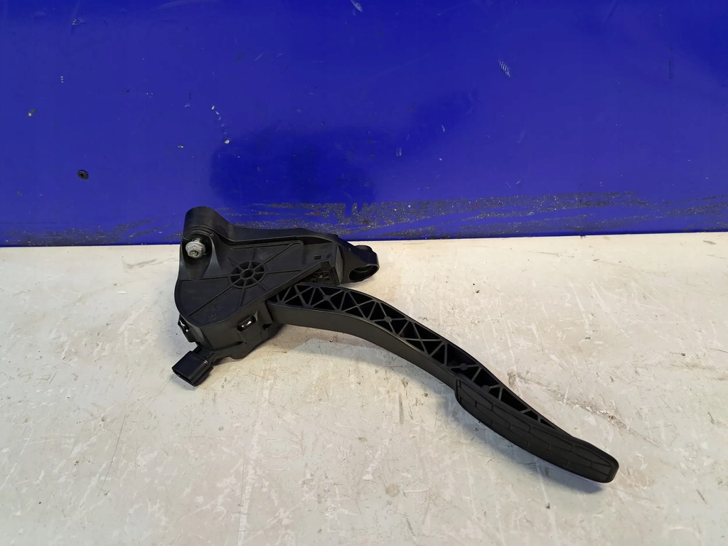 фото №1, Jaguar xe 2017 педалі