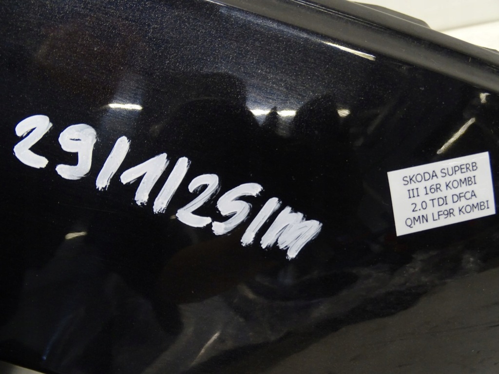 Крила правий перед передній skoda superb iii 3v lf9r Ціна