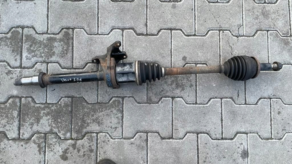 фото №1, Toyota verso 2.0 d4d 09-14 привідний вал права