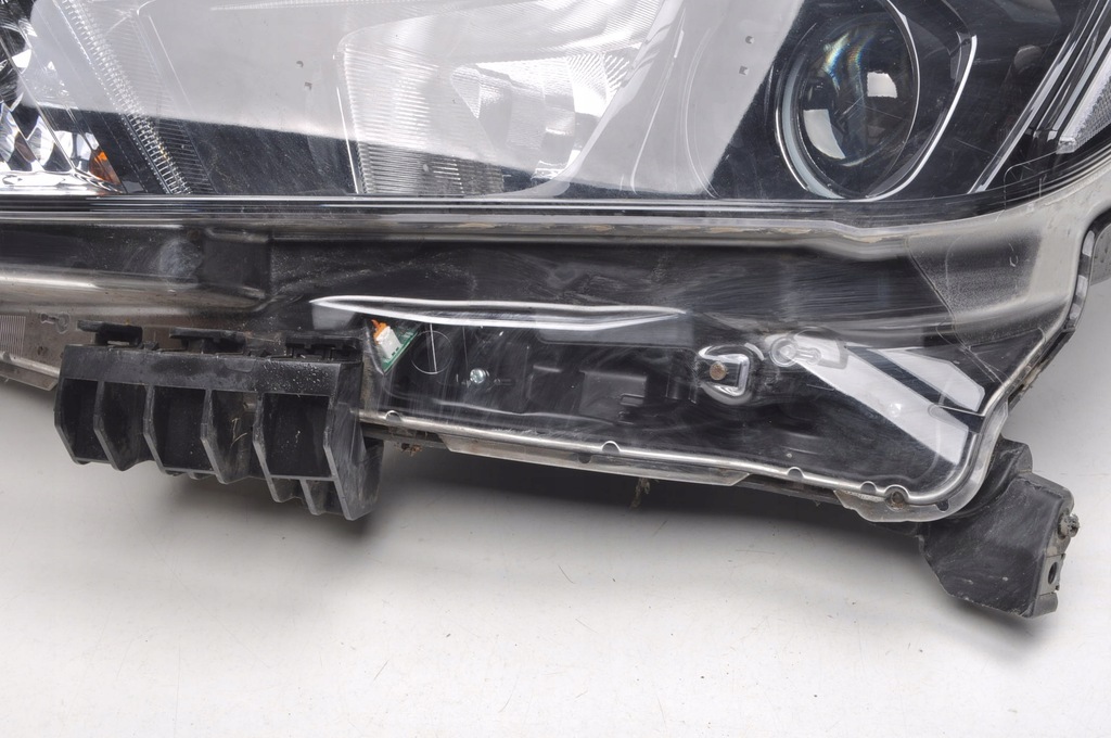 фото №14, Nissan leaf ii ze1 лампа левая передняя левый перед anglik 26060-5sj0a