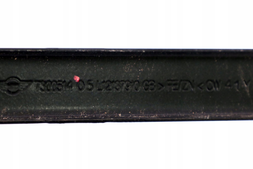 Bmw f40 кронштейн кронштейн бака топлива 7300514 Оригинал