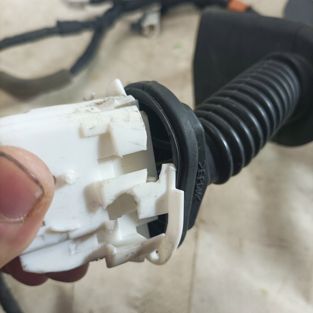 фото №6, Mazda 6 13-17 джгут двері правий перед