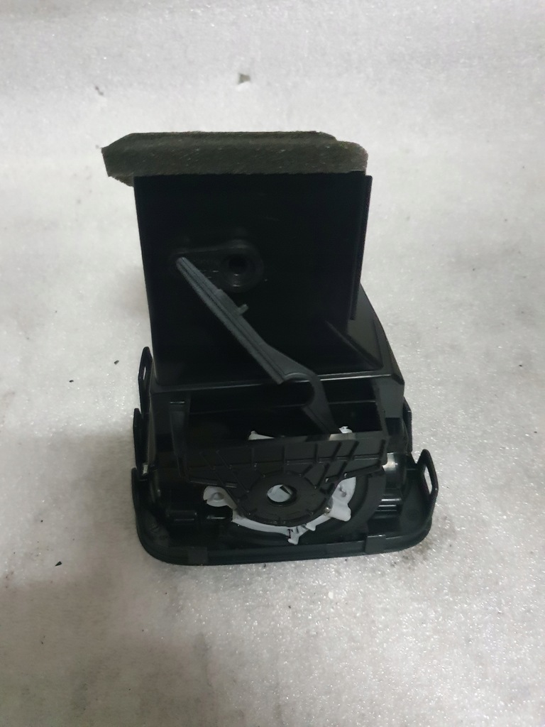 фото №4, Решітка обдув ліва 1q0819703g vw eos scirocco