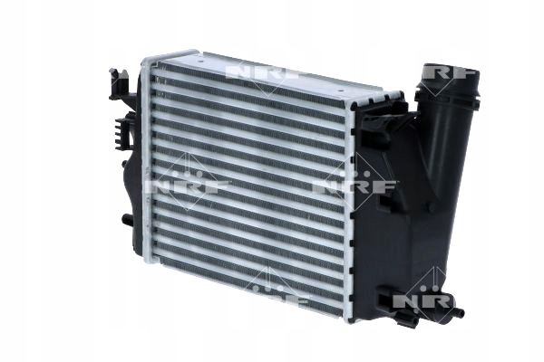 Интеркулер радиатор воздуха впускной nissan qashqai 2 1.6 Доставка