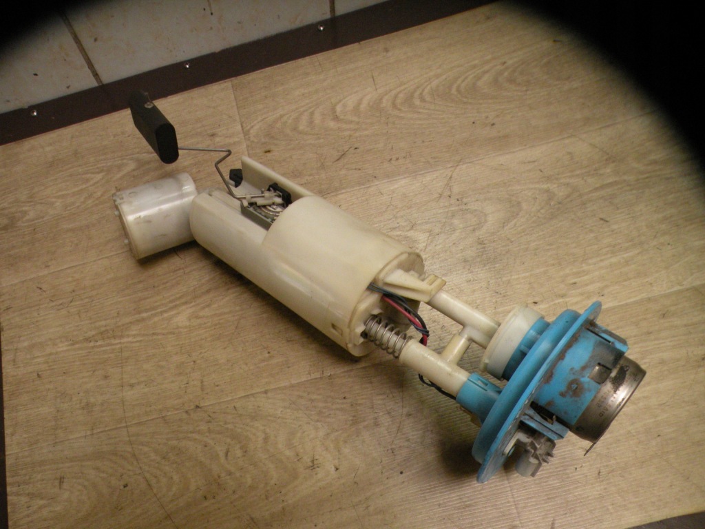 фото №1, Chrysler sebring 01-06 2.0 b насос топлива