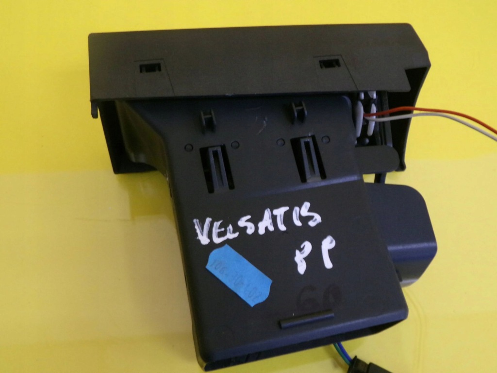 Решітка обдув правий перед renault vel satis 214927 nr212 Ціна