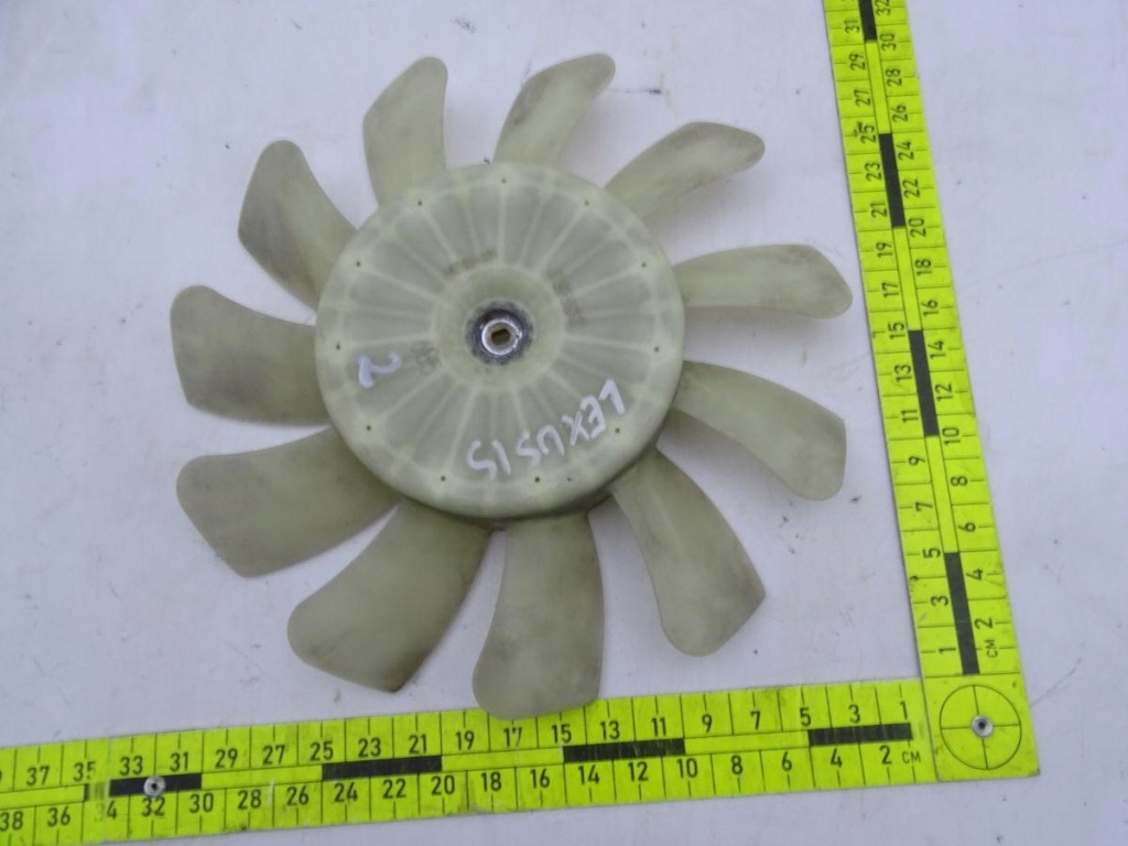 Lexus is 2 05-12 220d 2.2 d вентилятор вентилятор радіатора Оригінал