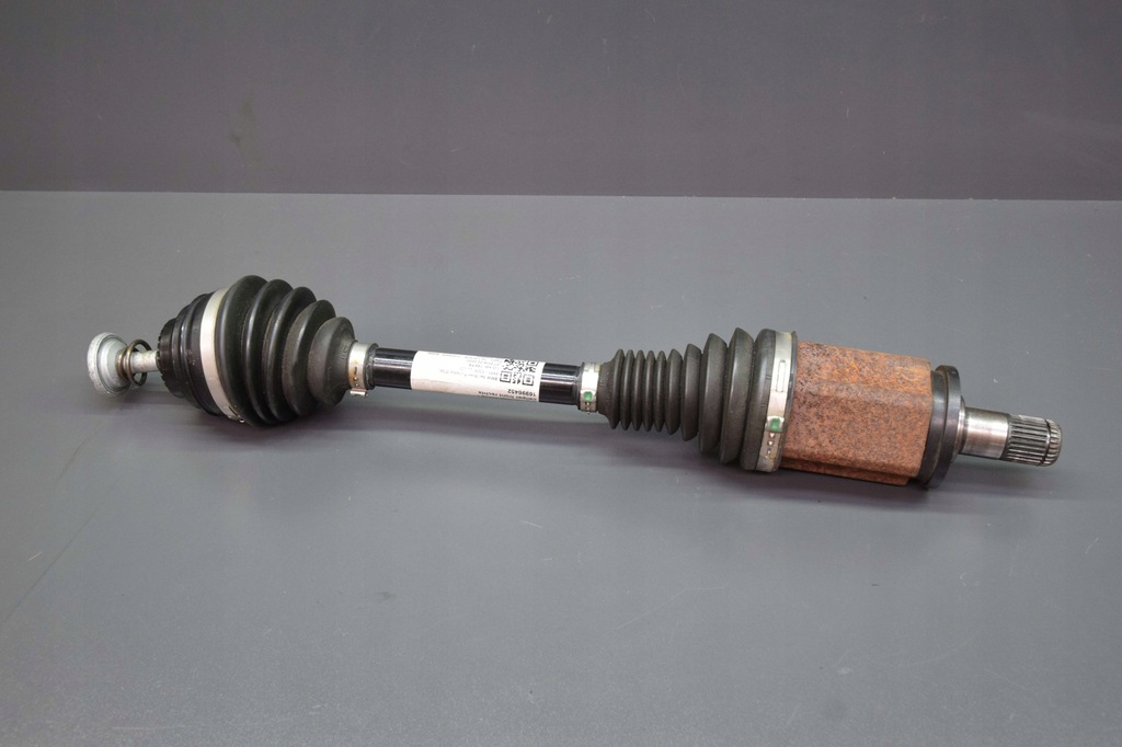 фото №1, Приводной вал левая bmw 3 f30 f31 f34 15095km