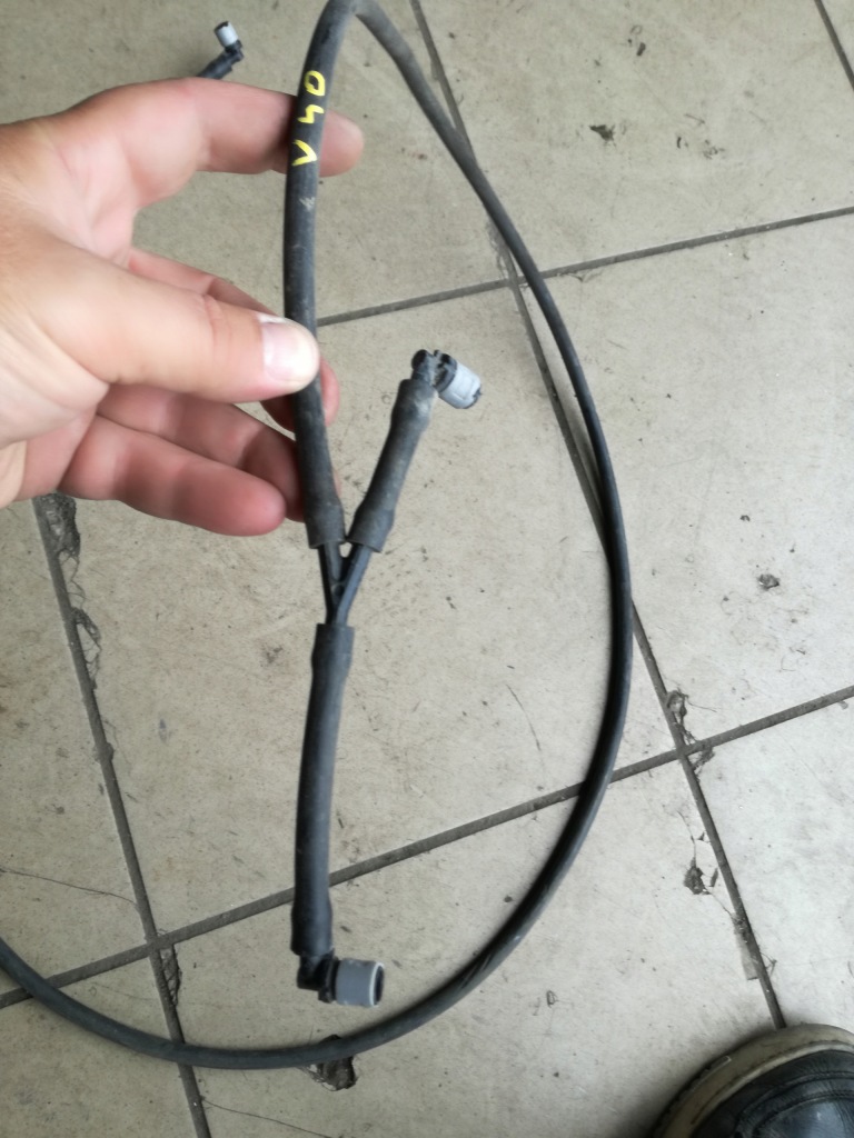 фото №2, Volvo v40 ii шланг омывателя фары