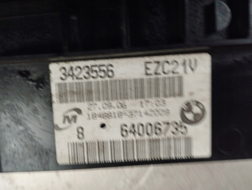 фото №8, Bmw x3 e83 кронштейн бачок вентилятора 3509203 3423556