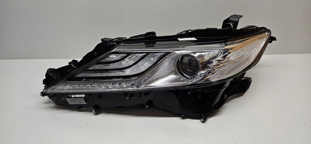фото №1, Toyota camry 8 viii фара full led лівий лампа ліва nowa