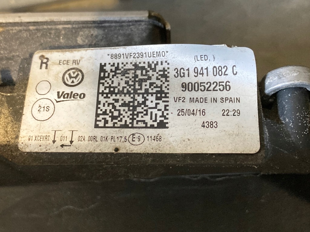 Перед капот бампер ремінь фари vw passat b8 alltrack lh5x Зі Шроту