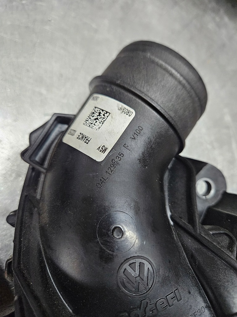 фото №9, Патрубок впускной турбины 2.0tdi 04l129635f