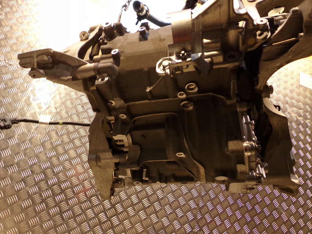 фото №10, Bmw ix i20 двигатель электрический перед 220lr xe2