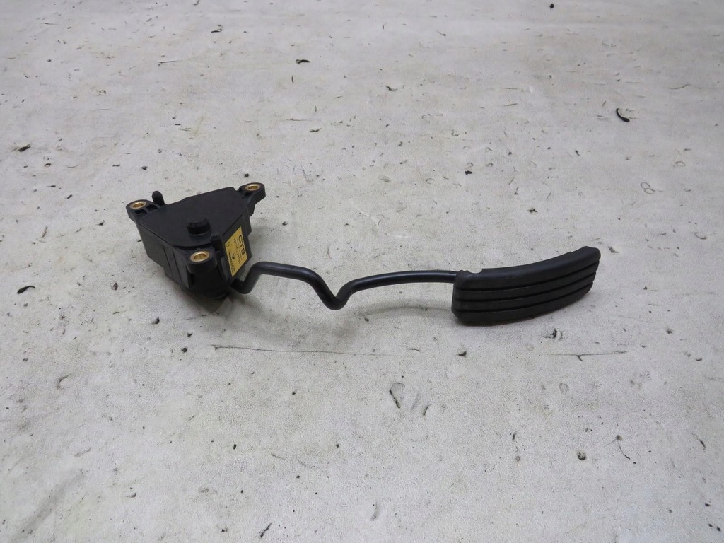 фото №1, Потенциометр педаль газа renault zoe 180102742r