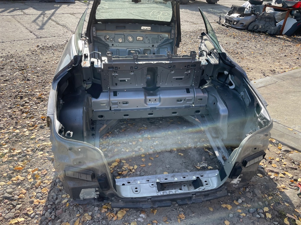 фото №4, Крышка багажника задняя megane iii cabrio tekng