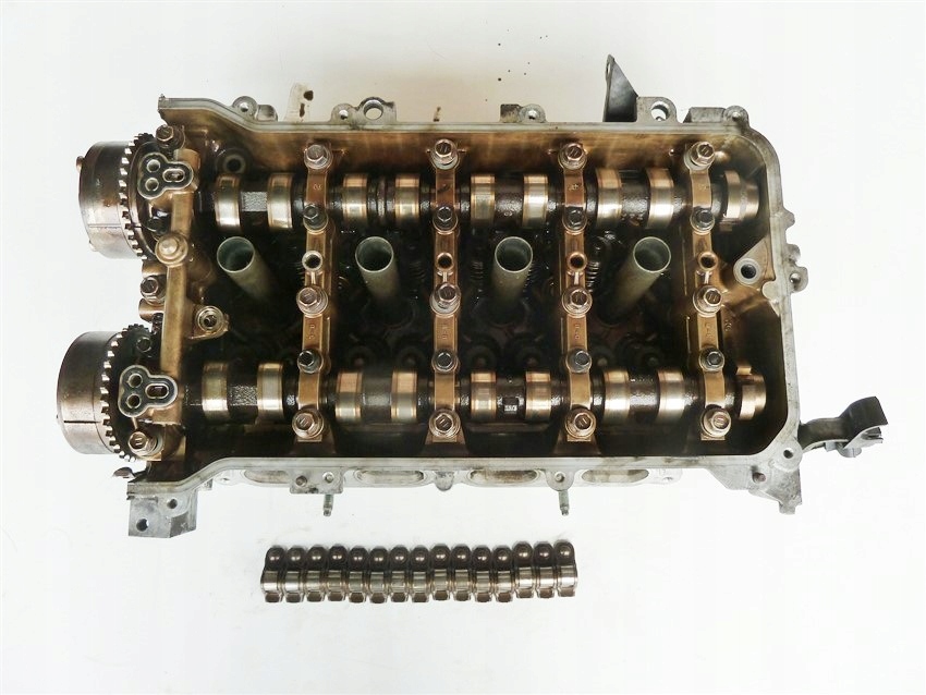 Купить Головка двигателя toyota yaris 2 1.8 vvt-i 06-11r