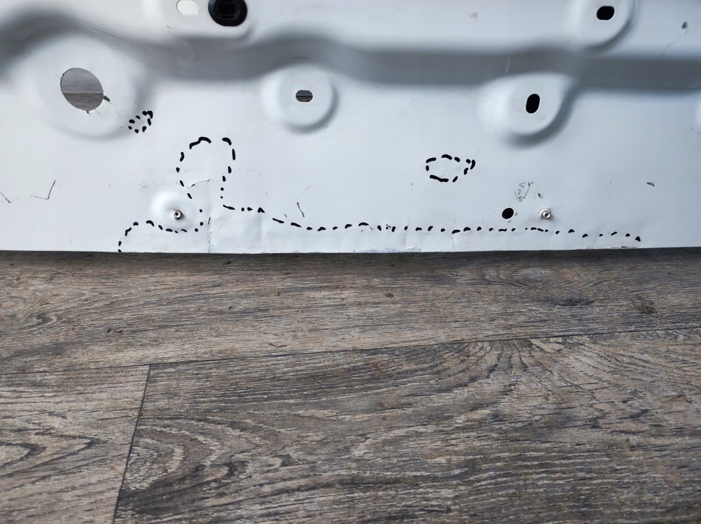 фото №13, Крышка багажника задняя задняя ---- renault clio iv kombi