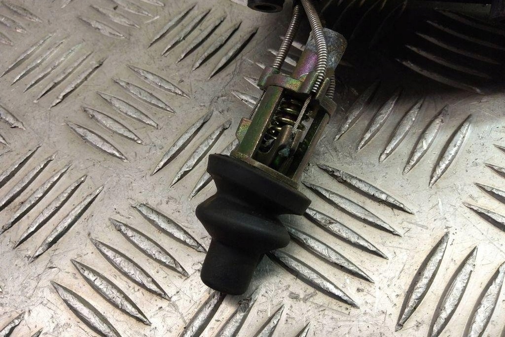 фото №9, Зеркало левая skoda felicia ii estate 6u5 e1010388 1.2l бензиновый 50kw