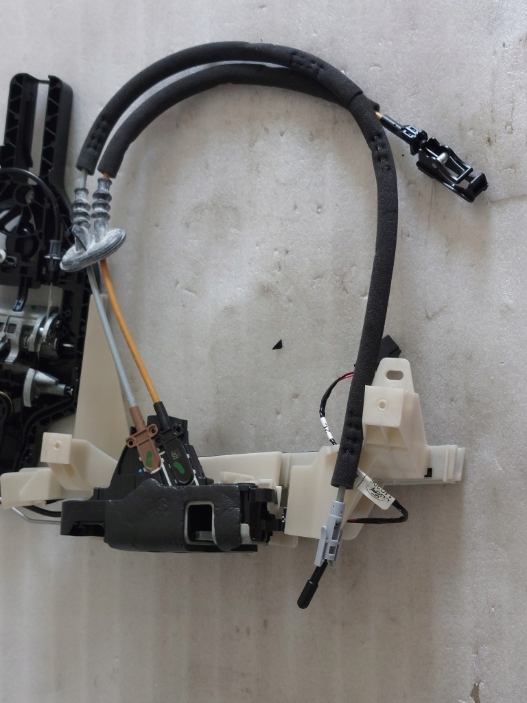 фото №3, Ford explorer замок дверь механизм ручка