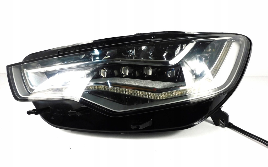 фото №1, Audi a6 c7 4g лампа левая full led 2011-15 комплектная
