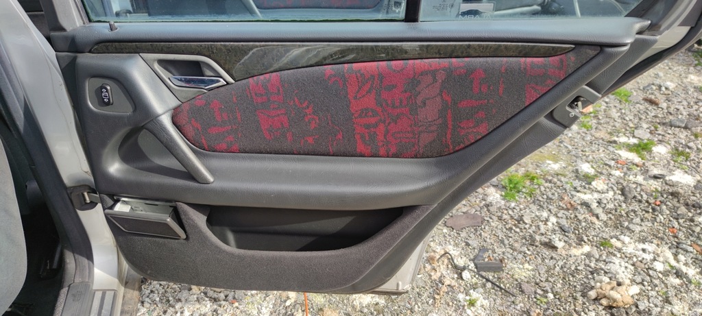 фото №9, Ładne нет zniszczone сиденье сиденья заднее сиденье обшивки mercedes w210 kombi комплект