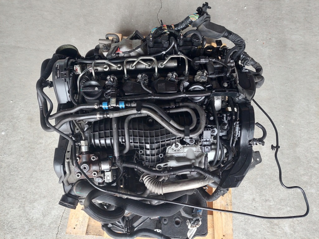 Двигатель комплектный  d4204t5 volvo xc60 xc70 s80 s60 2 v60 1 рестайлинг  2.0 d4 181km с Разборки