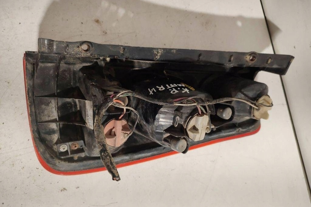 фото №9, Лампа ліва задня hyundai matrix fc 92401170 1.5l дизель 60kw 2003