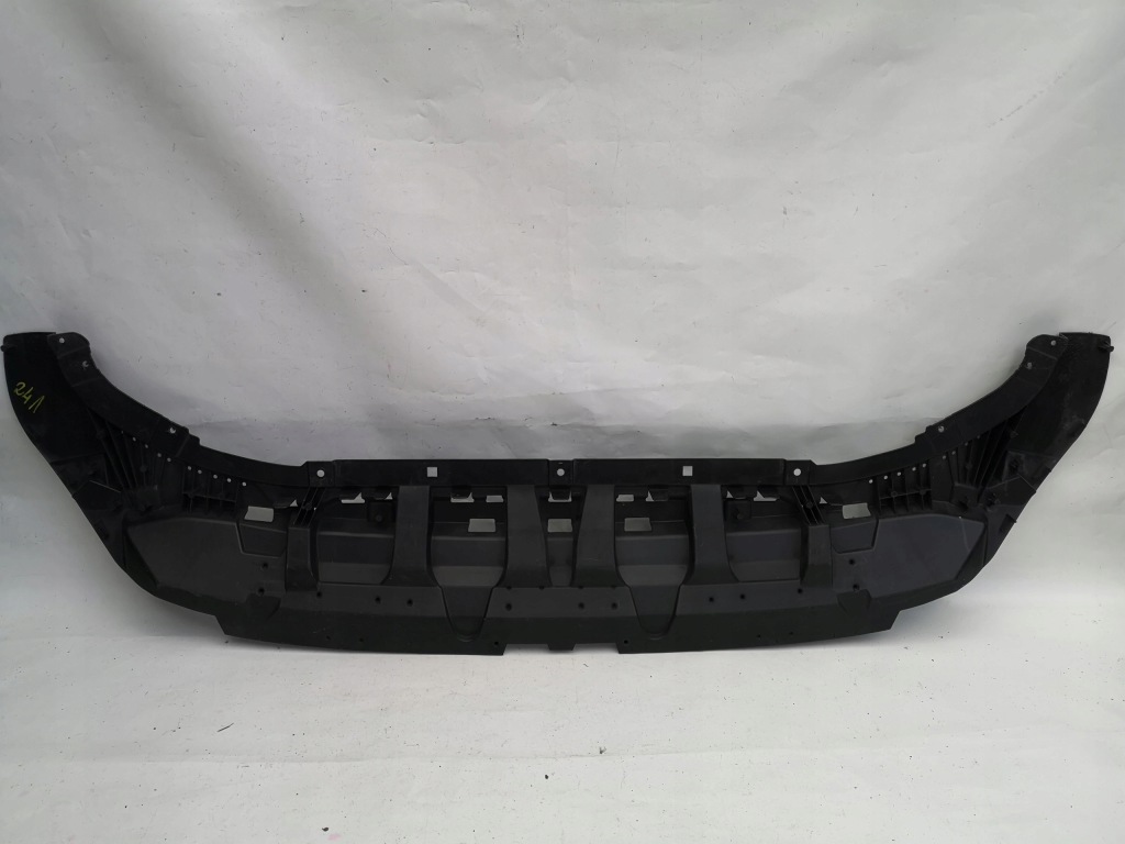 фото №1, Audi q8 s-line 4m8 защита pod бампер 4m8807611a