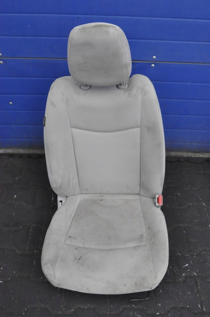 фото №7, Nissan leaf i ze0 сиденья заднее сиденье anglik