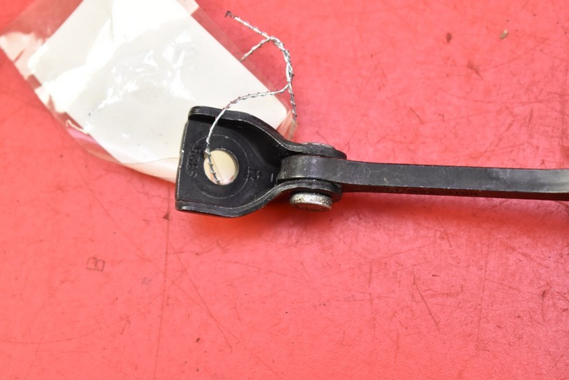 фото №6, Ограничитель дверь правый перед citroen ds3 13r