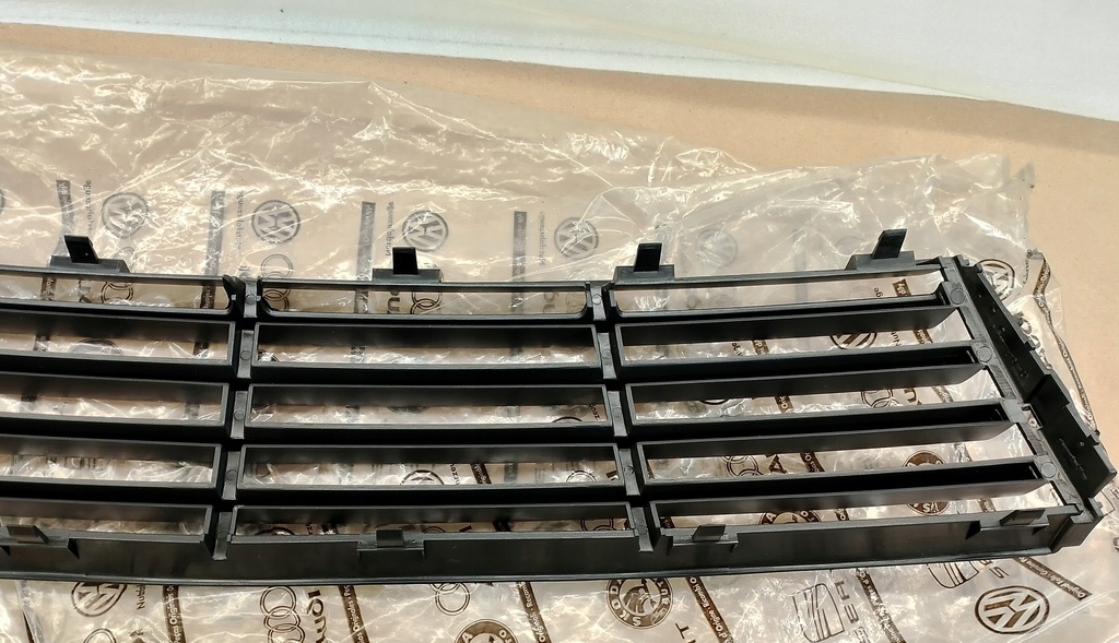 фото №7, Seat ibiza iii cordoba ii решітка радіатора решітка середня бампера оригінал nowa 02-08