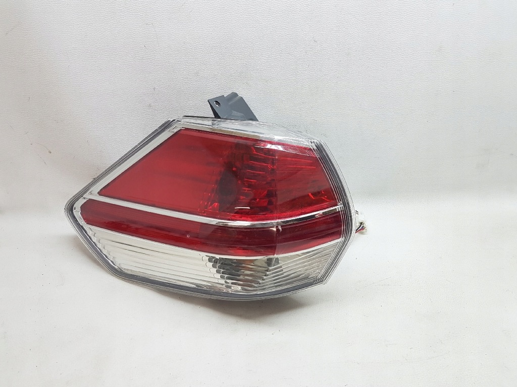 фото №1, Nissan x-trail t32 14-17 лампа левый задняя