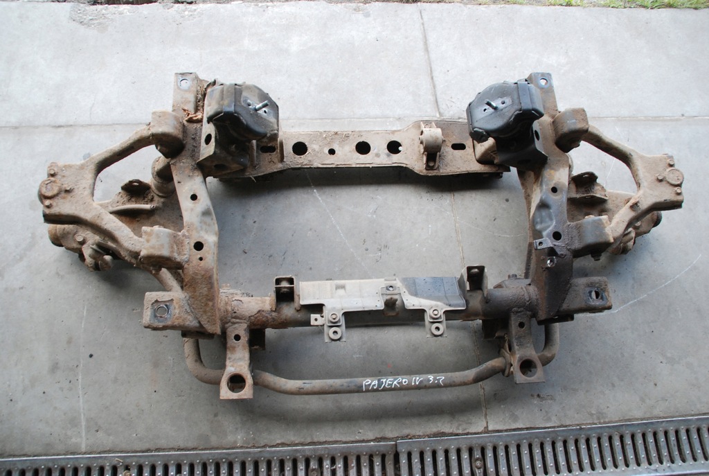 фото №5, Підрамник передні mitsubishi pajero iv 3.3did 07r