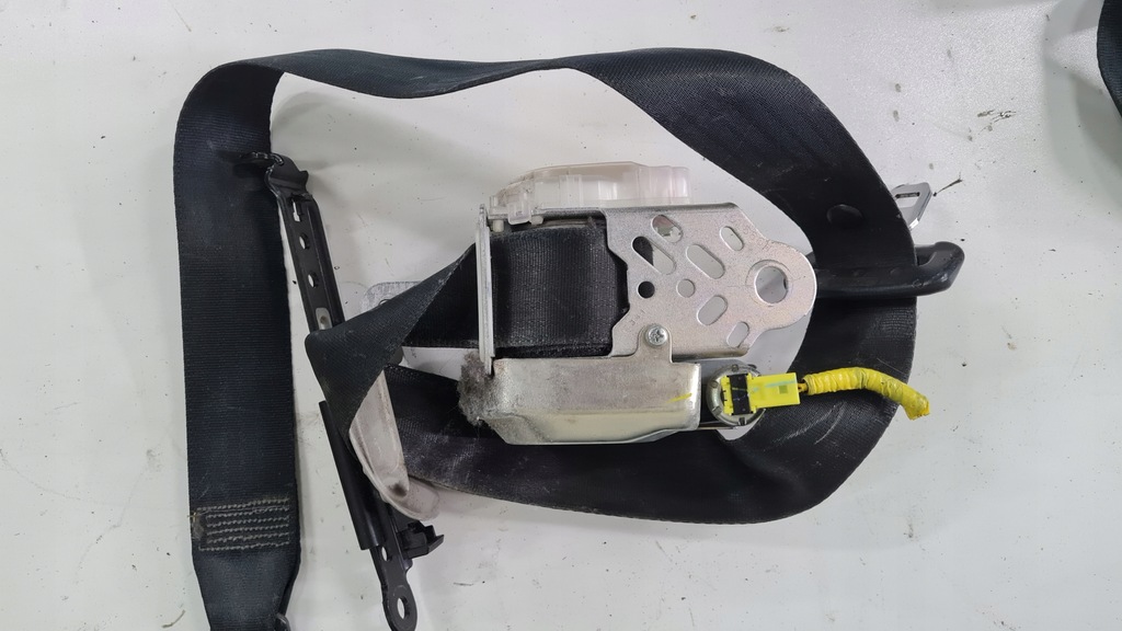 фото №9, Toyota corolla verso ii приборная панель консоль подушка безопасности ремни