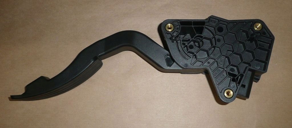 фото №3, Педаль газу renault laguna iii