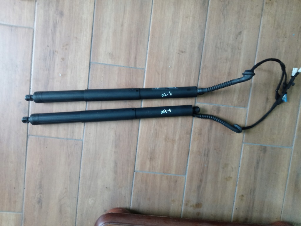 Привод амортизатор крышки багажника 7449810 7434041 bmw x5 iii f15 13- Киев