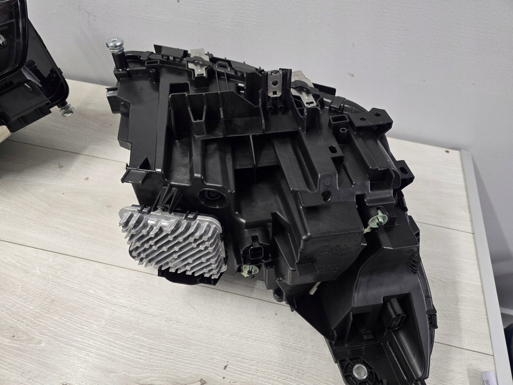 фото №11, Лампа правая левая bmw g60 shadow полный europa