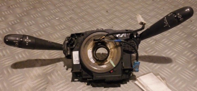 фото №1, Переключатель комбинированный лента citroen ds3 c3 ii 2009- 96667327xt