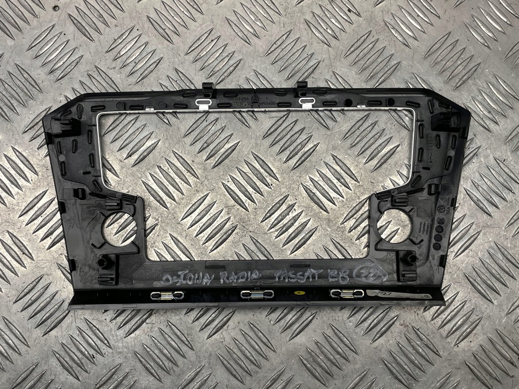 фото №7, Passat b8 рамка dekor захист радіо 3g0819475a