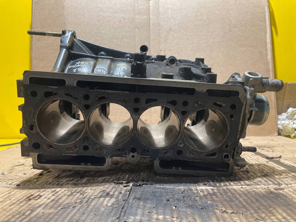 Renault twingo 2 блок двигателя Недорого