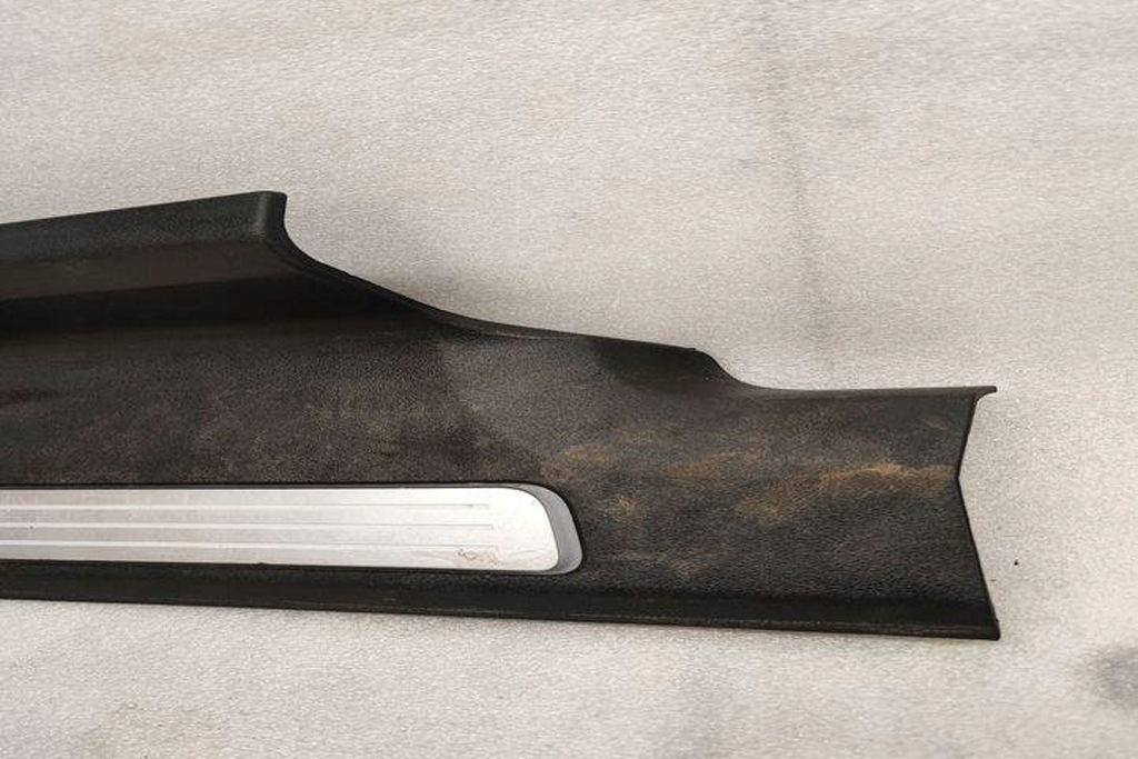 фото №7, Задня права молдинг декоративна поріг volvo xc90 i 39829998 2.0l дизель 147kw