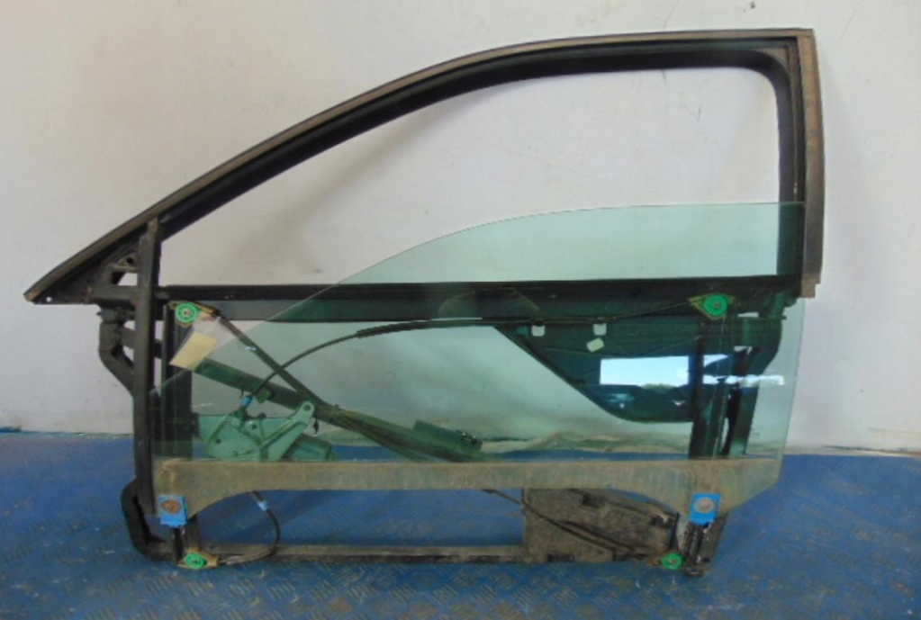 фото №1, Audi a3 8l 1.9tdi podmośnik скло електричний лівий перед