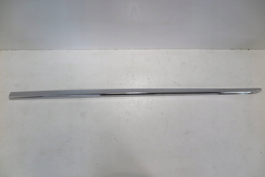 фото №1, Молдинг хром двері правий перед toyota corolla e21 75733-yy030