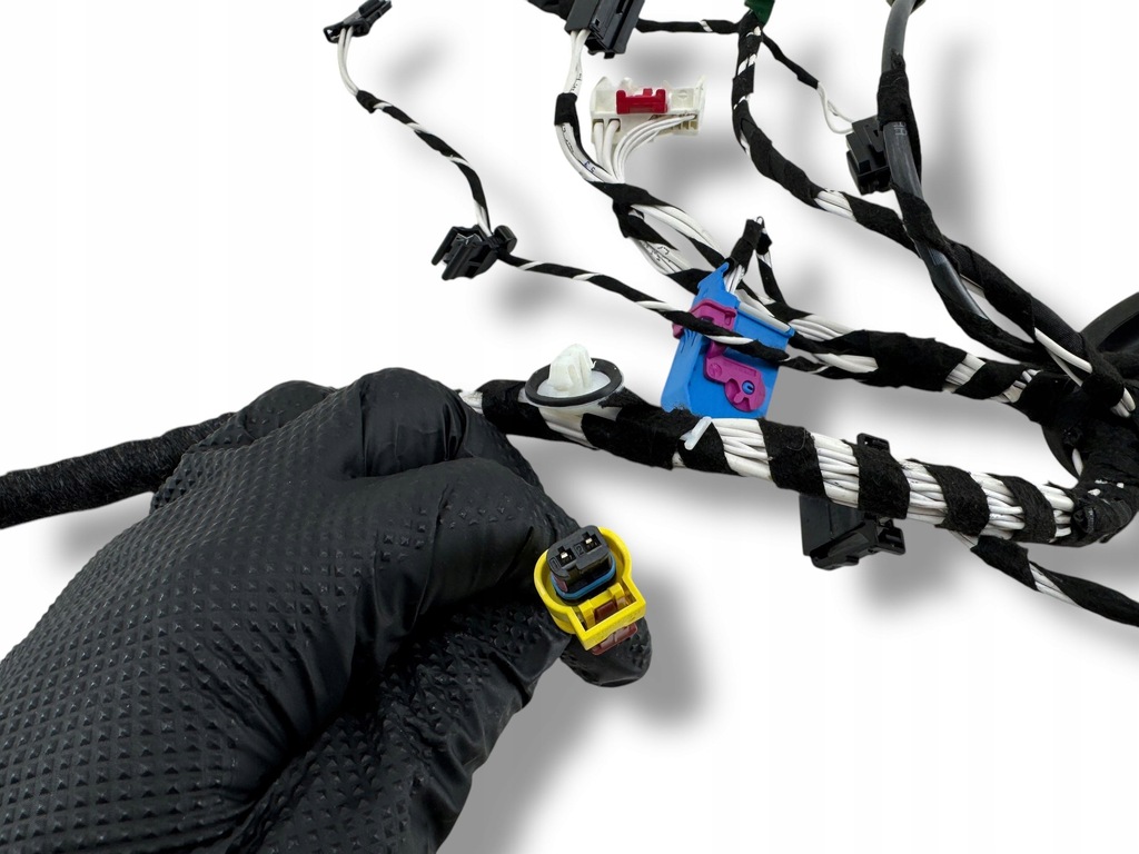 фото №9, Volkswagen tiguan 2021 перед сторона ліва джгут трубопровід двері передніх