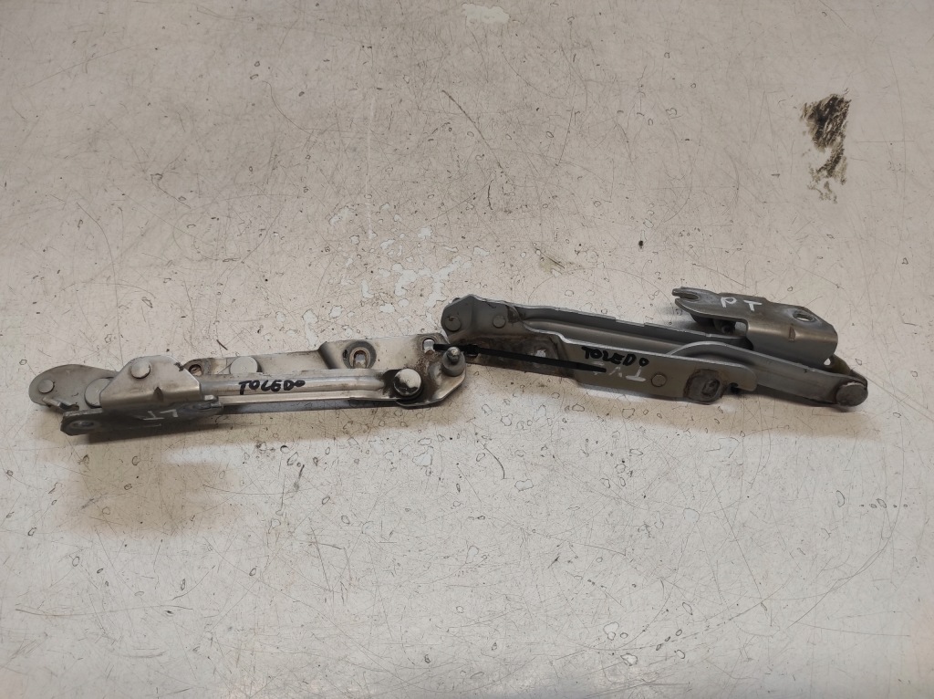 фото №2, Seat toledo 2 ii 98- петли крышки задняя