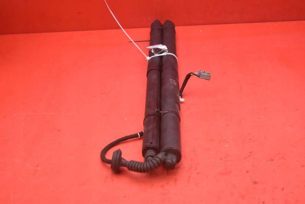 фото №8, Привод амортизаторы крышки em2b-r402a74-ac ford s-max mk2 2 ii 15-20