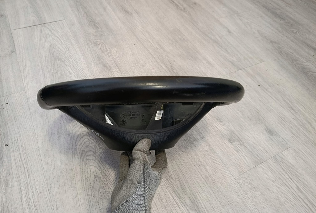 фото №9, Mercedes w204 воздуховод кожа a2044600303